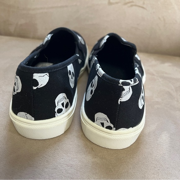 Torrid Slip on sneakers - Picture 8 of 9